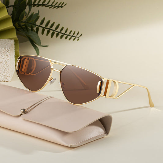 New Fashion Cat Eye Sunglasses for Women, Trendy and Stylish Outdoor Street Sun Protection Sunglasses for Women