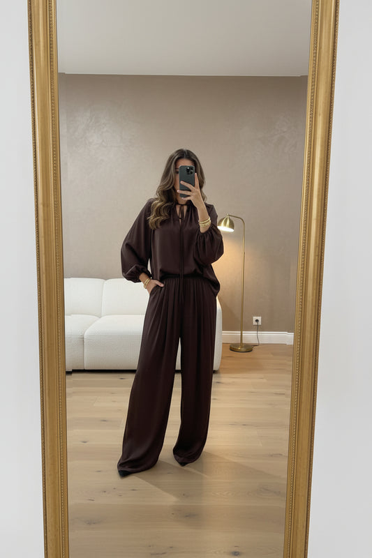 Solid color V-neck lace up loose pants set for women