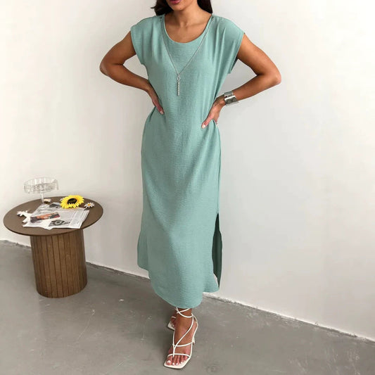 Sleeveless slim fit dress for women