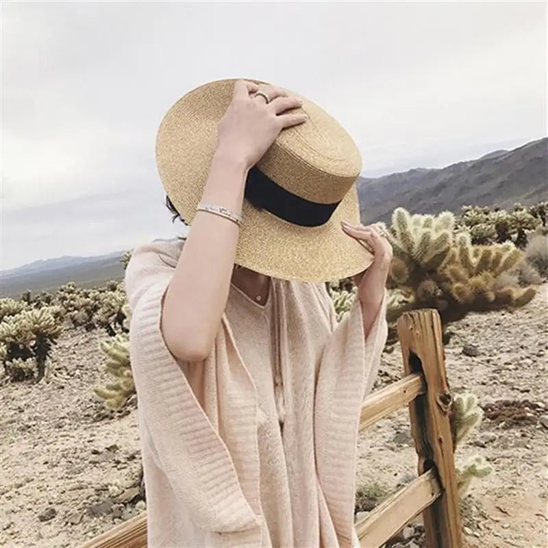 Women’s Straw Fedora with Metallic Bee Accent FitiqueFit