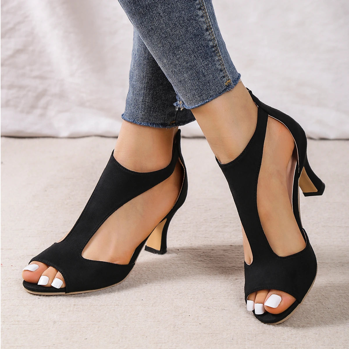 Round Toe Sandals Roman shoes High Heels Orthopedic leather high heels