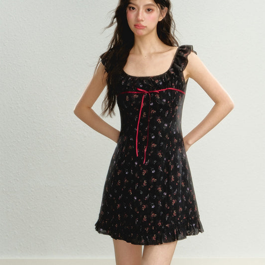 Women’s Sleeveless Floral Suspender Skirt CJ