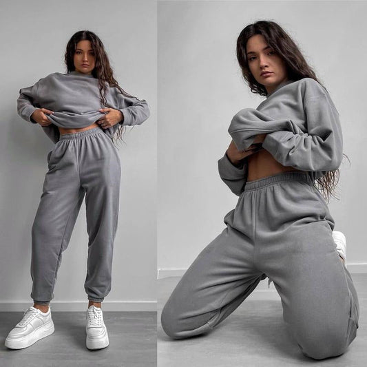 Fashionable Loose-fit Crewneck Sweatshirt With Long Sleeves And Casual Athletic Pants