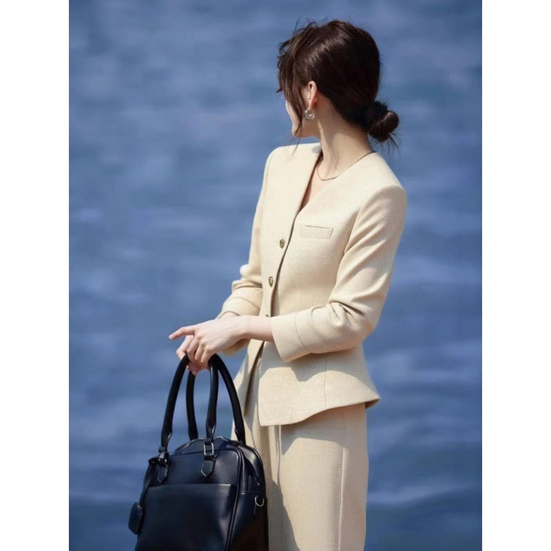 Waist-grabbing Beige Coat And Wide-leg Pants Set 