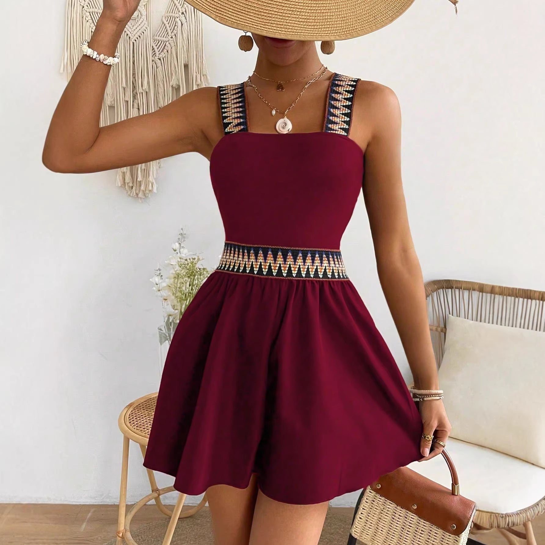 Casual Resort-style Wide-leg Jumpsuit With A Cinched Waist 