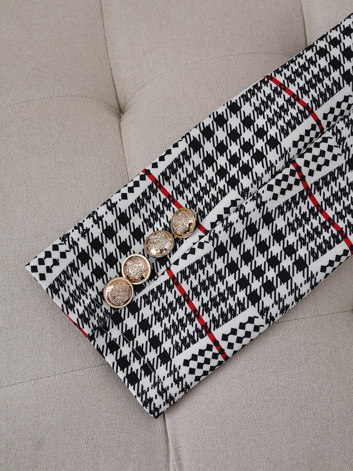 Plus Size Plaid Skirt Suit for Women – Two-Piece Blazer and High Waist Skirt Set CJ