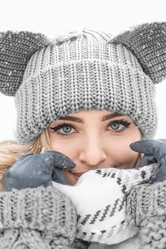 Devil Ears Thickened All Acrylic Knitted Hat 