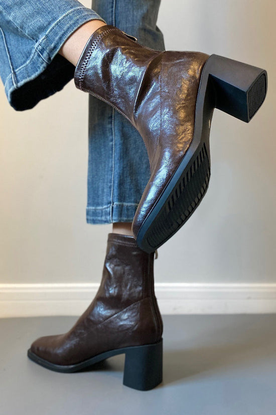 Commuter High Heel Stretch Retro Boots With Chunky Heels CJ