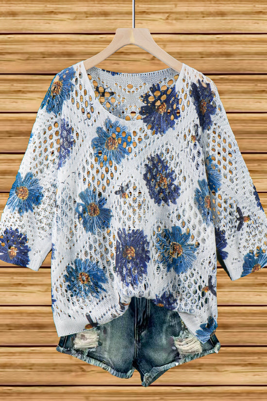 Womens Hollowed-Out Batwing-Sleeve Sweater With 3D Knitted Print 