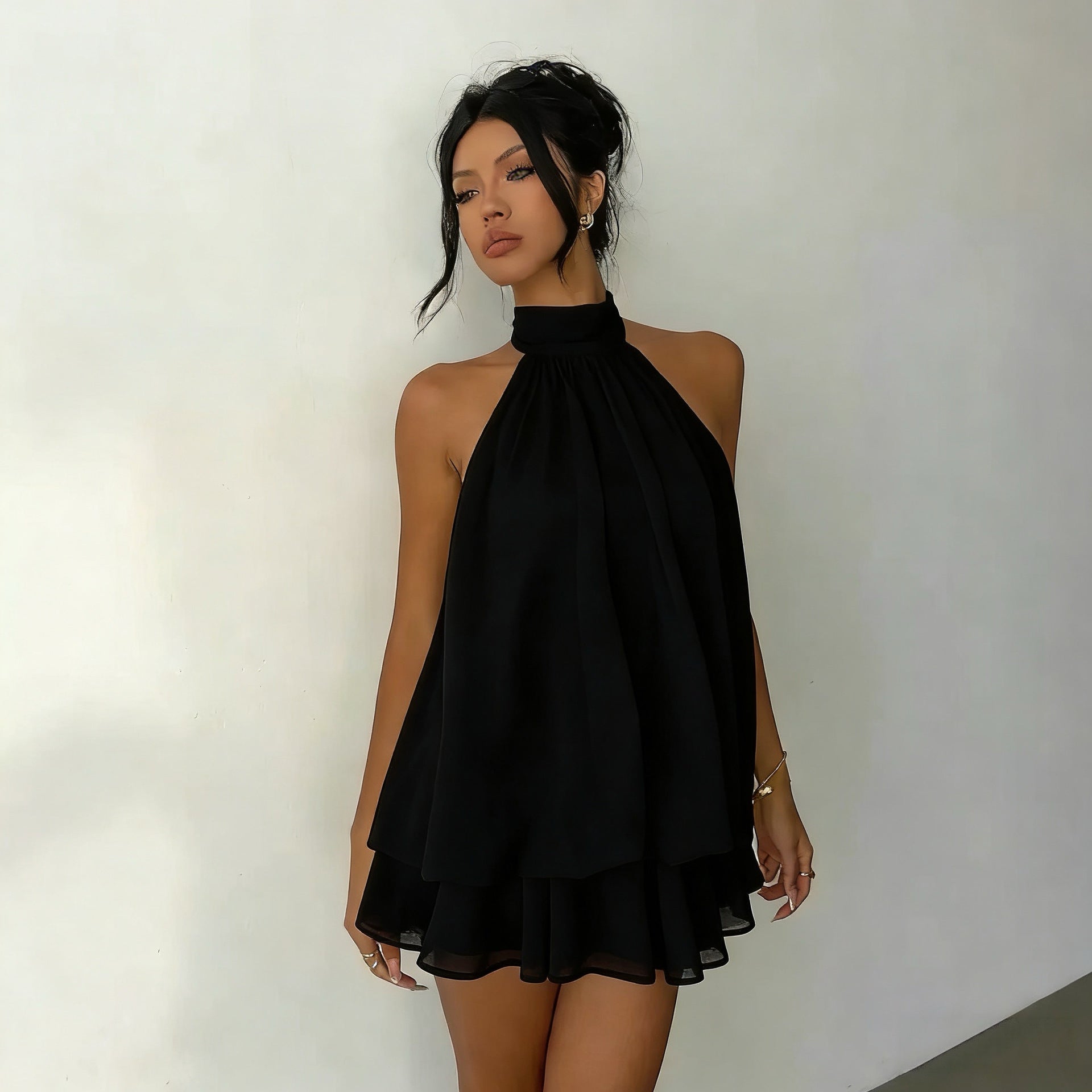 Women's vacation fitted sexy backless halter neck tie-waist dress with puffy short skirt 