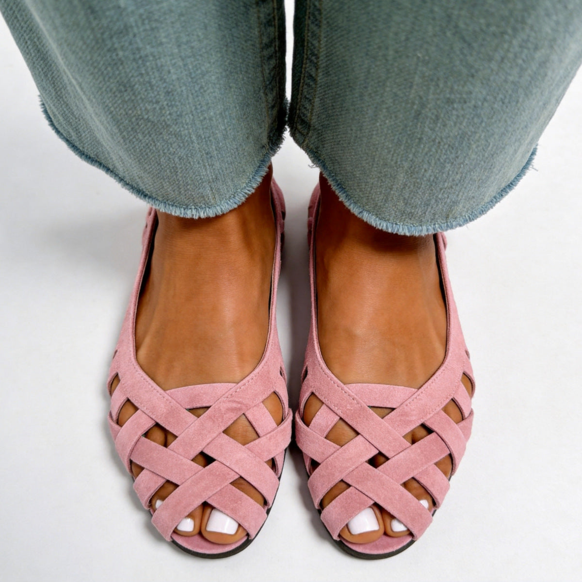 Flat bottomed hollow hole shoes anti slip beach sandals for women 