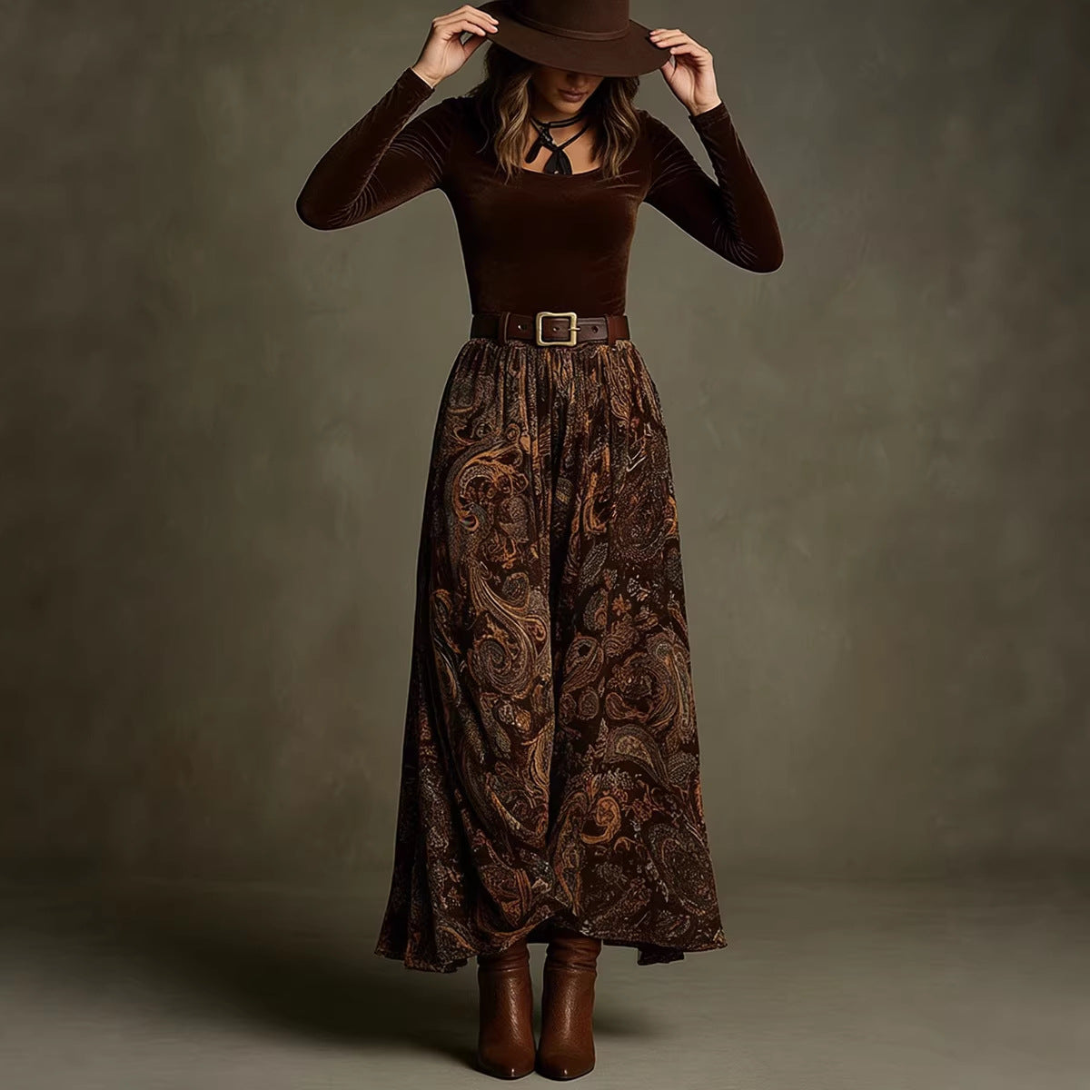 Slim fit printed long skirt set with belt 