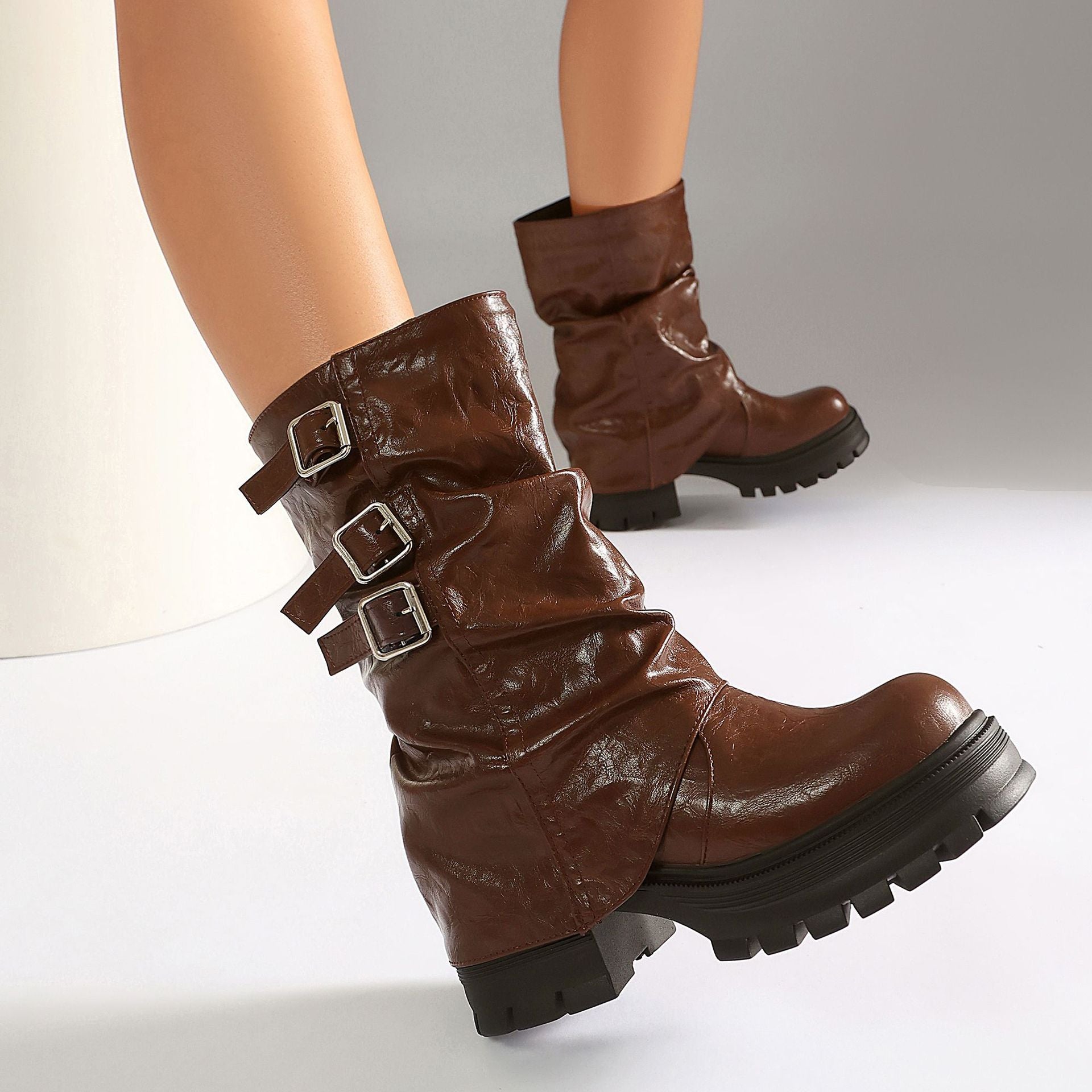 Autumn and winter thick soled high-heeled low cut women's boots with punk style leg cuffs and boots 