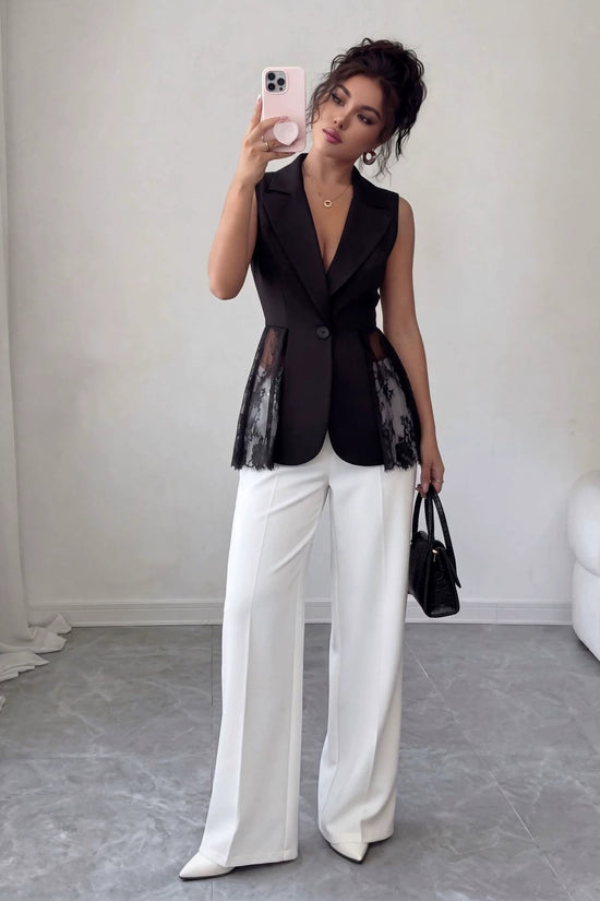 Sleeveless slim fit A-line jacket 