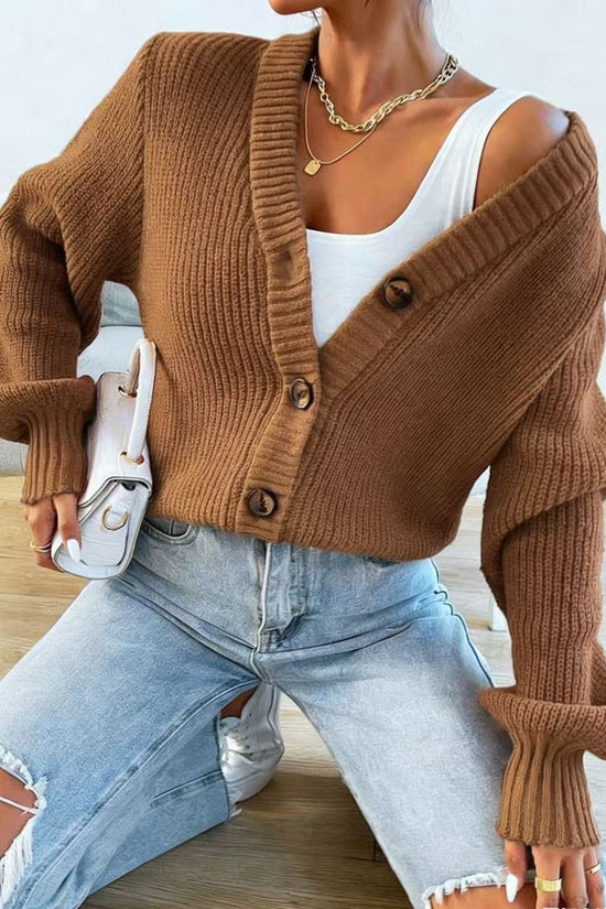 AutumnWinter Knitted Cardigan A Versatile Outerwear Piece 