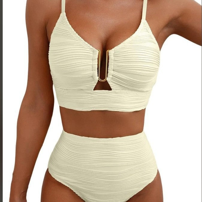 Solid color gathering swimsuit 