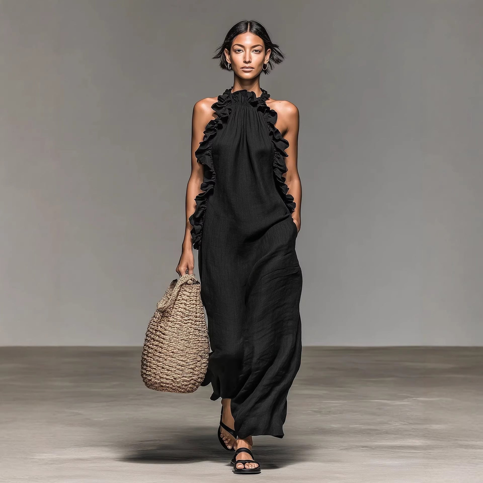 Resort-style Ruffled Halterneck Sleeveless Dress Loose-fitting And Figure-flattering Maxi Skirt 