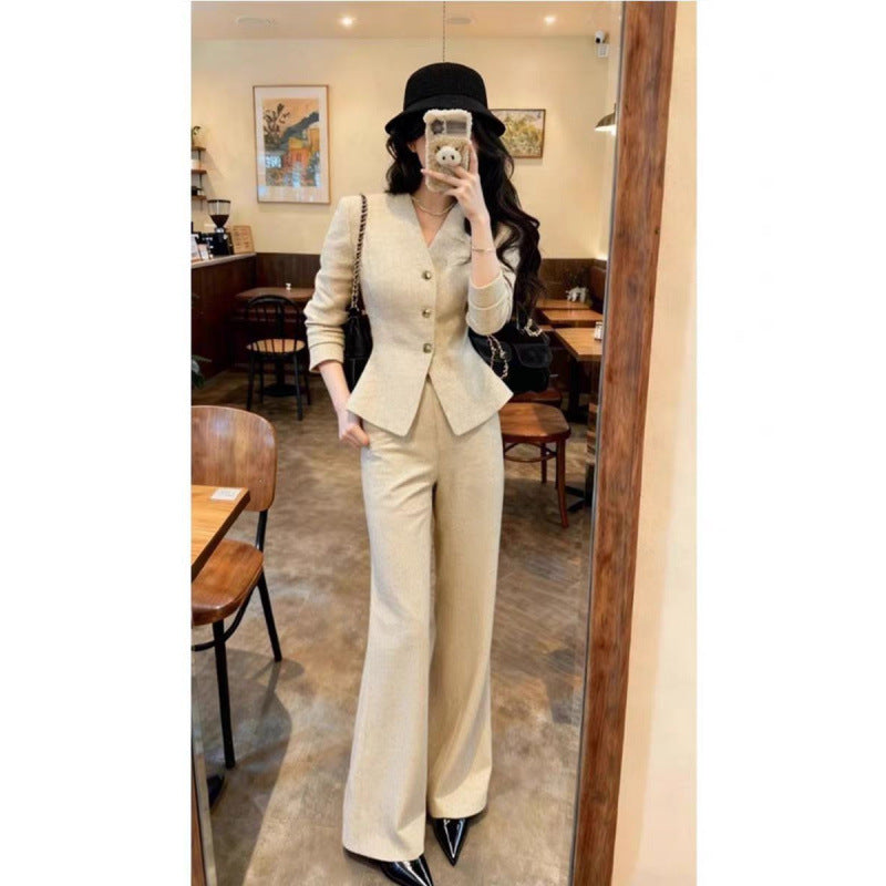 Waist-grabbing Beige Coat And Wide-leg Pants Set 
