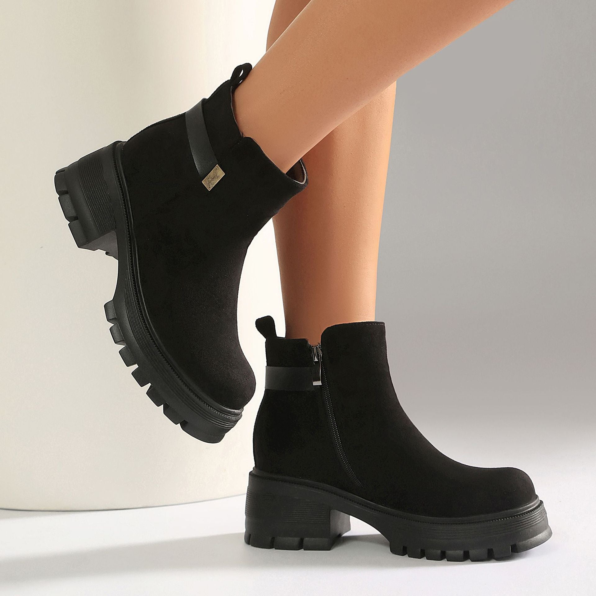 Autumn Winter High Heel Thick Sole 40-43 Large Size Side Zipper Suede Low Cuff Ankle Boots 