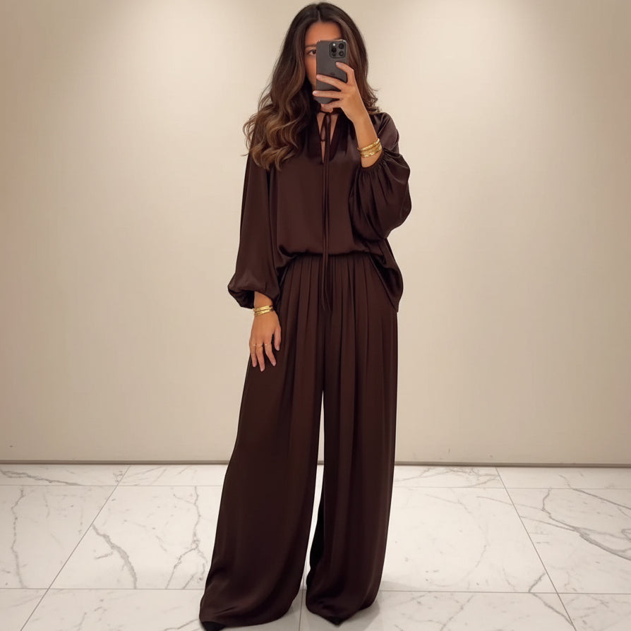 Solid color V-neck lace up loose pants set for women 