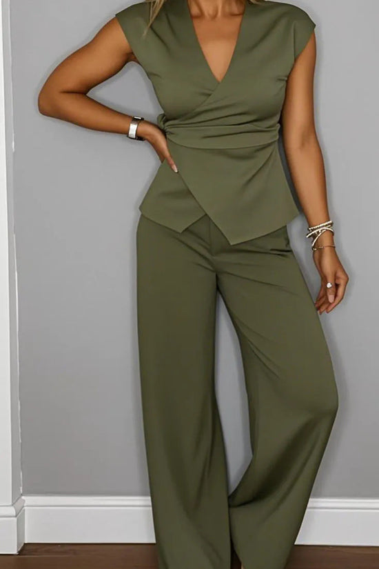 Solid-color Pleated Short-sleeve Pantsuit With Metal Buckles For Women 