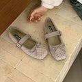  Milk gray