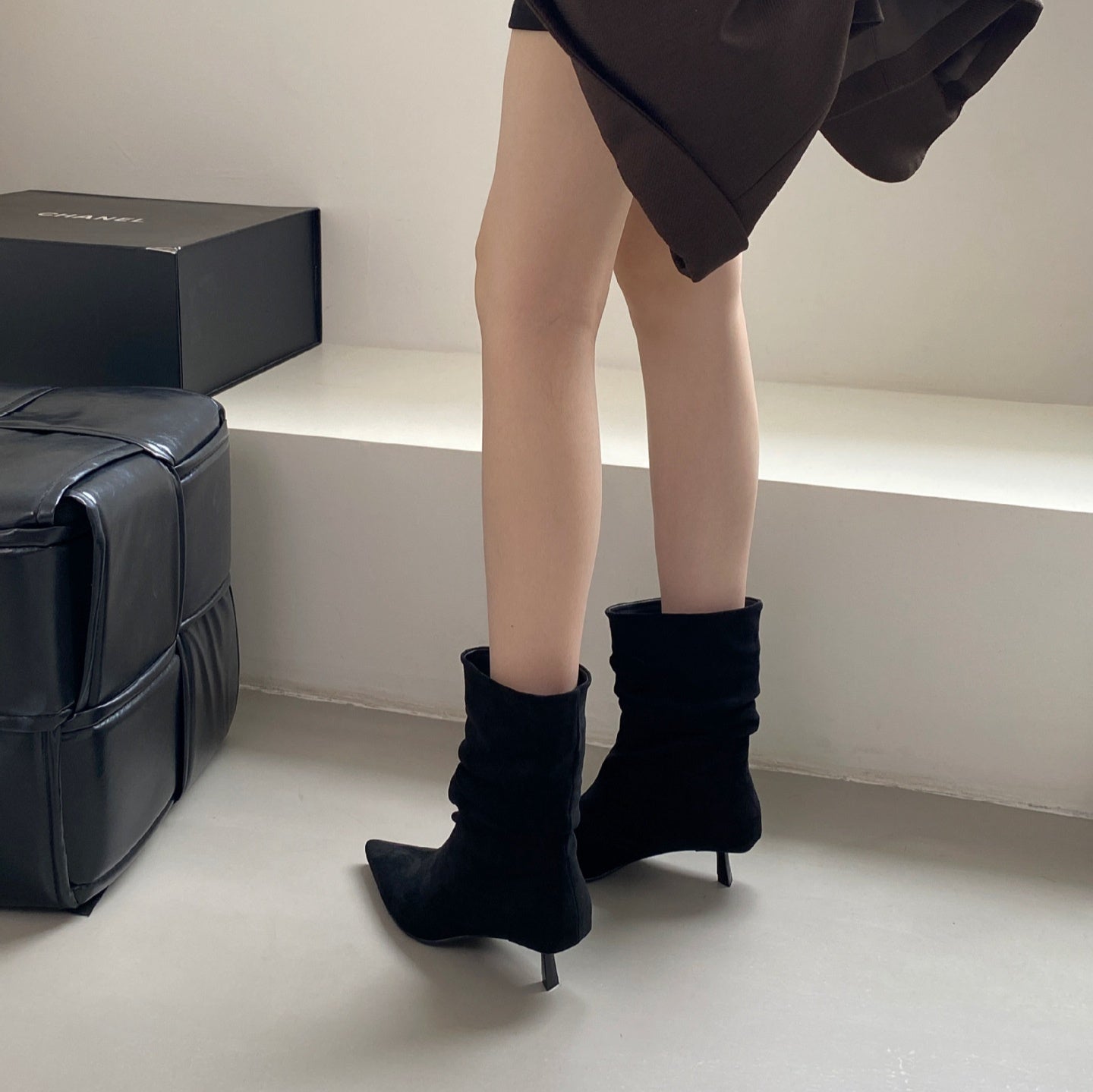 Women's Autumn Winter Pointed Toe High Heel Slimming Mid-Calf Boots 