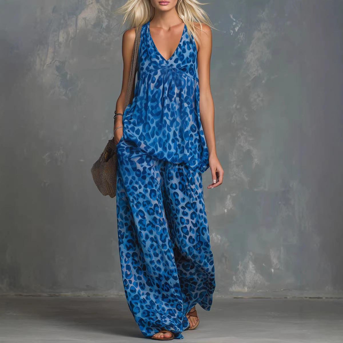 Womens Loose-Fitting Leopard-Print Sleeveless Top And Chiffon Pants Set 