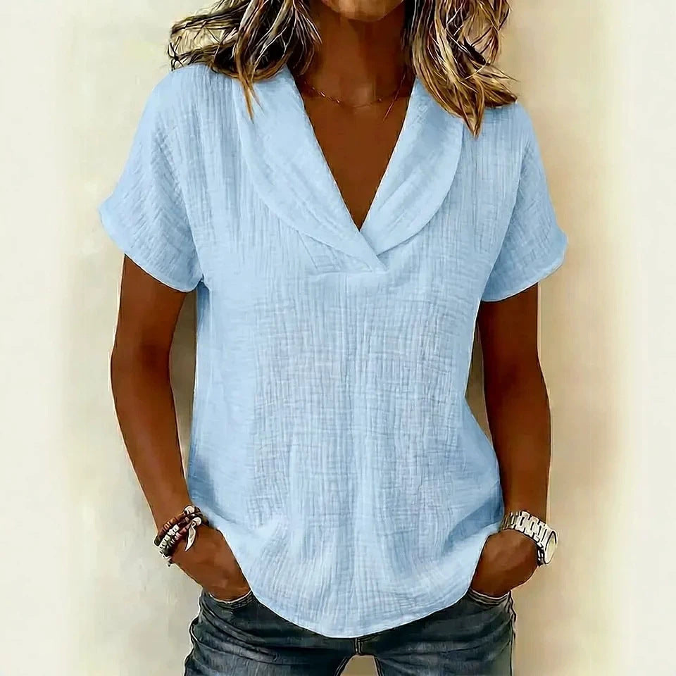 Women's Knitted Short-Sleeve Top With Butterfly Collar 