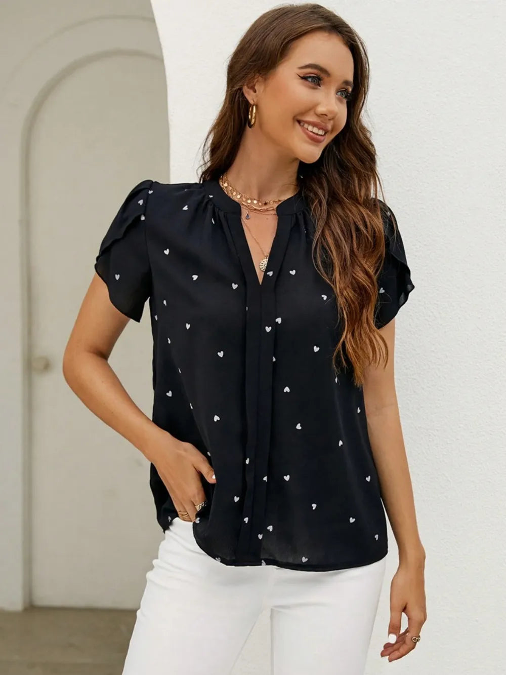 V-neck heart-shaped petal sleeve shirt with elegant women's top 