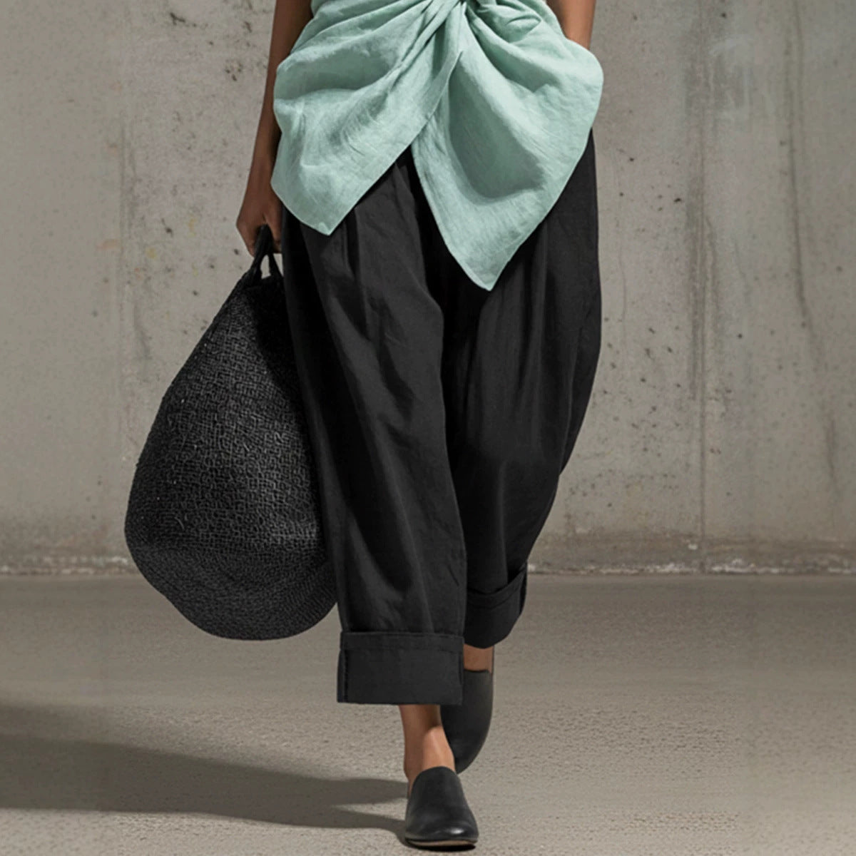 Waist-cinching Tie-front V-neck Sleeveless Top Wide-leg Pantsuit 