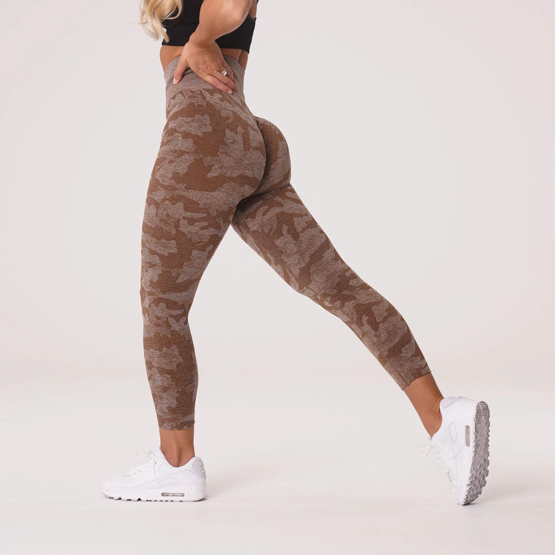 Fashion Snowflake Cropped Camouflage Jacquard Seamless Fitness Yoga Pants FitiqueFit