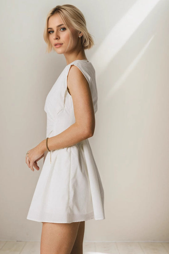 Solid color slim fit dress 
