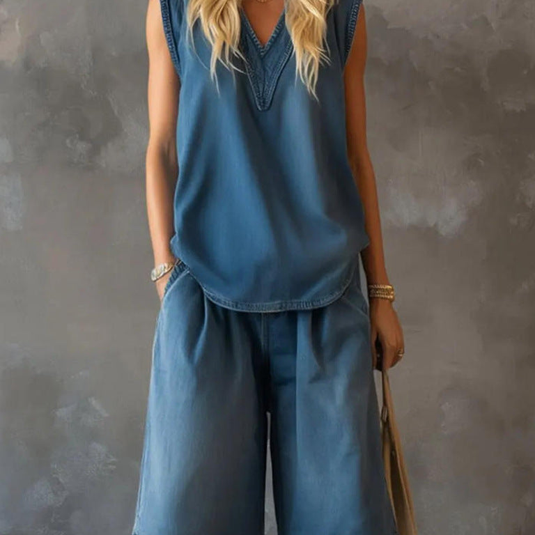 Womens V-neck Sleeveless Loose Top And Casual Wide-leg Shorts Set 