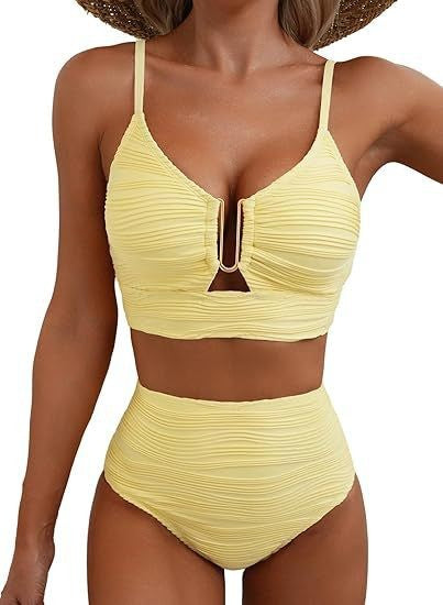 Solid color gathering swimsuit 