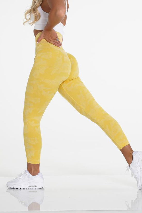 Snowflake Camouflage Seamless Yoga Pants – High Waisted Leggings FitiqueFit