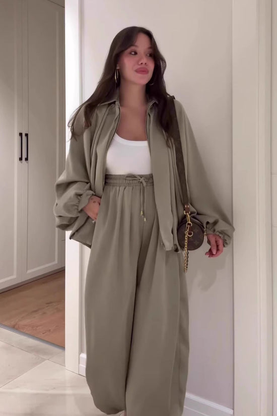 Flip collar long sleeved jacket and long pants 2-piece set 
