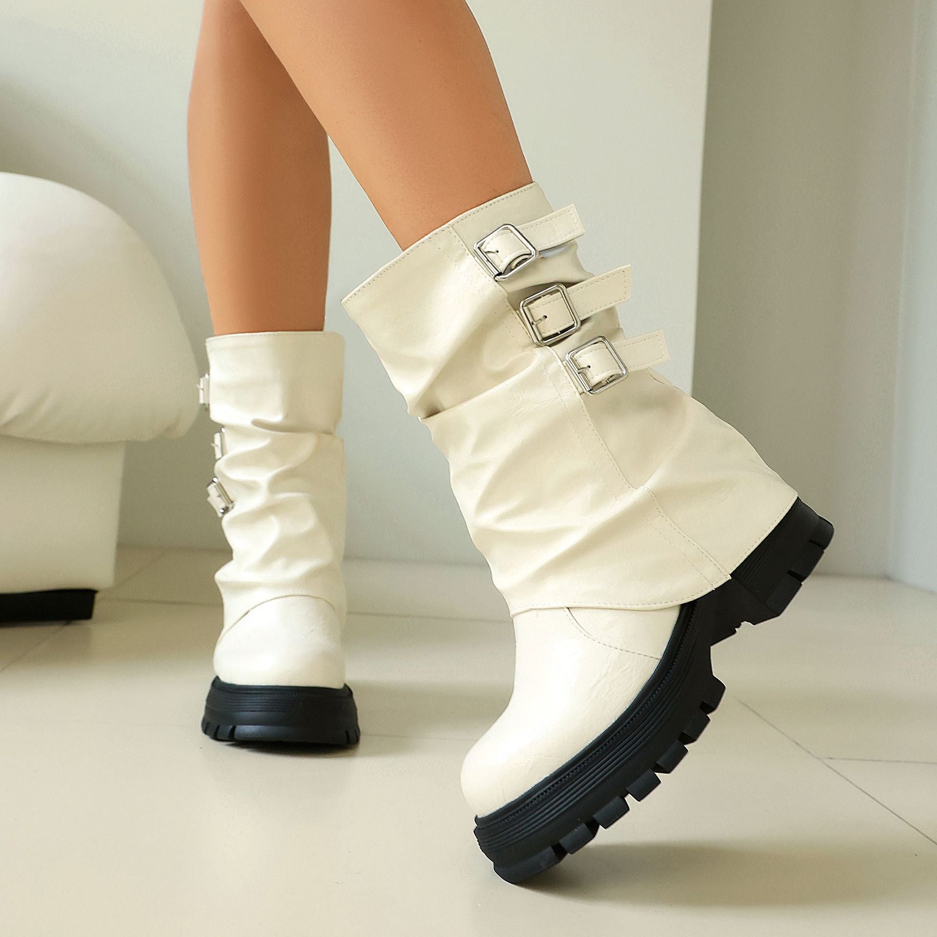 Autumn and winter thick soled high-heeled low cut women's boots with punk style leg cuffs and boots 