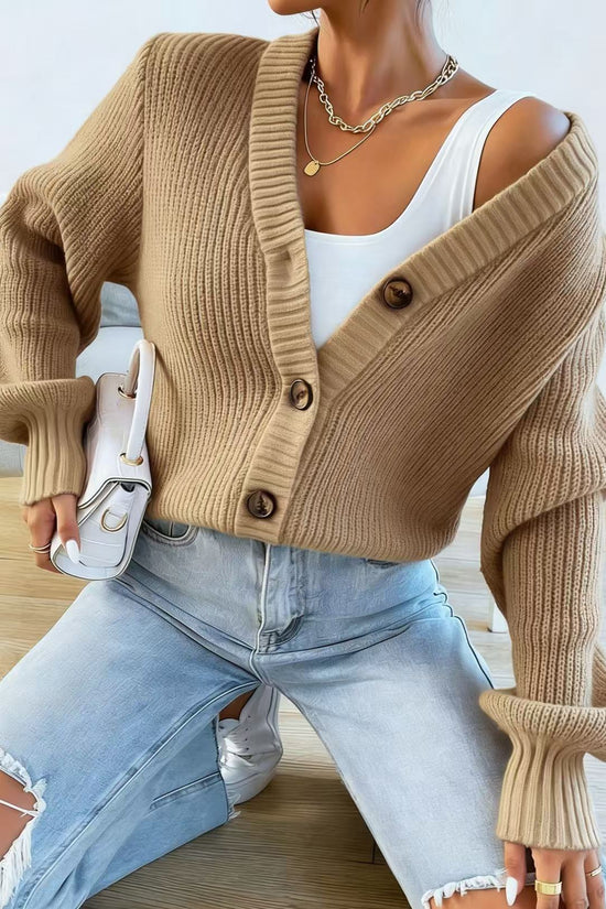 AutumnWinter Knitted Cardigan A Versatile Outerwear Piece 