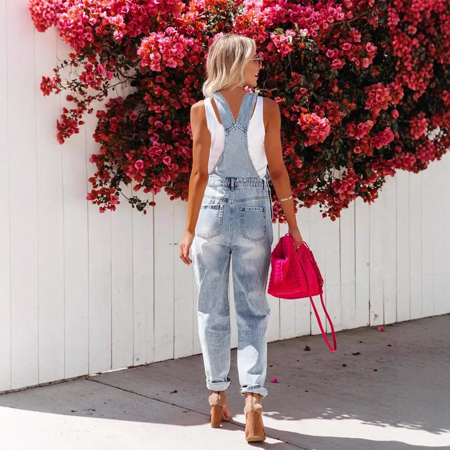 Cropped Blue Denim Overalls for Women with Ripped Details Casual FashionStrap Design, Perfect for Everyday Wear 