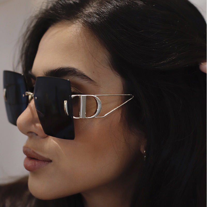 New Fashion Sunglasses Style Diamond-Cut Rimless Sunglasses for Women, Hollow Temple Design, Oversized Frame Women's Eyewear 