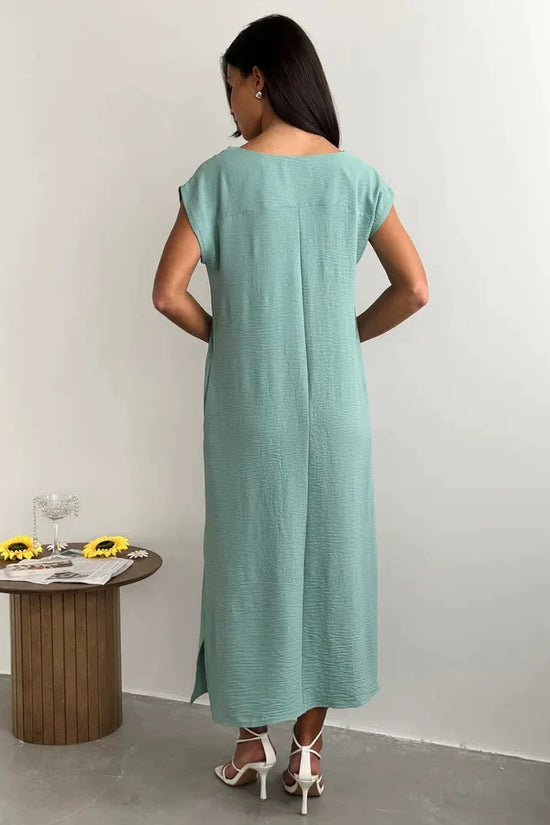Sleeveless slim fit dress for women