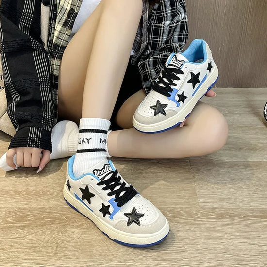 Contrast Star Round Toe Athletic Sneakers 