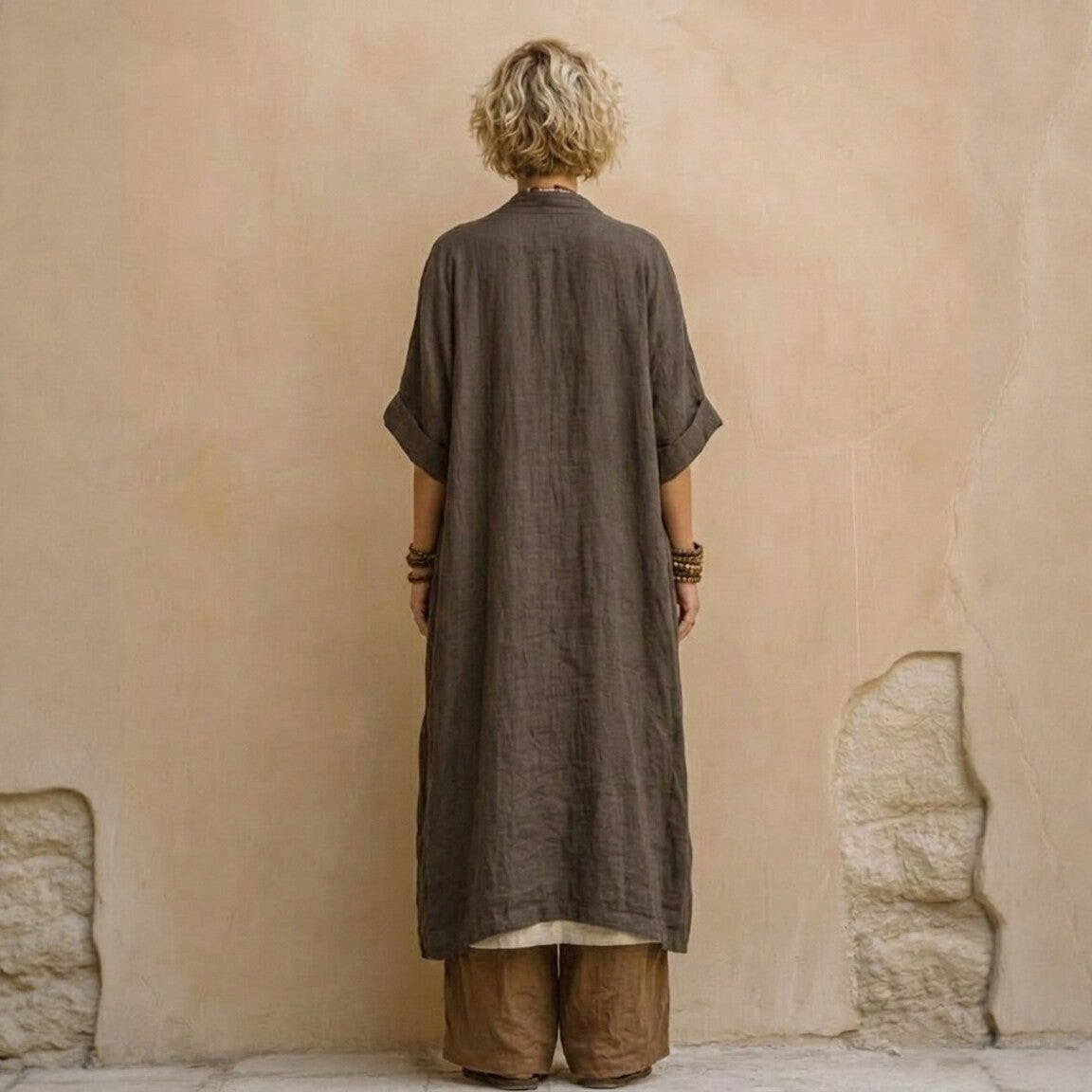 Loose Embroidered Long Robe Two-Piece Set for Women, Casual Wide-Leg Pants Outfit, Fashionable and Trendy 