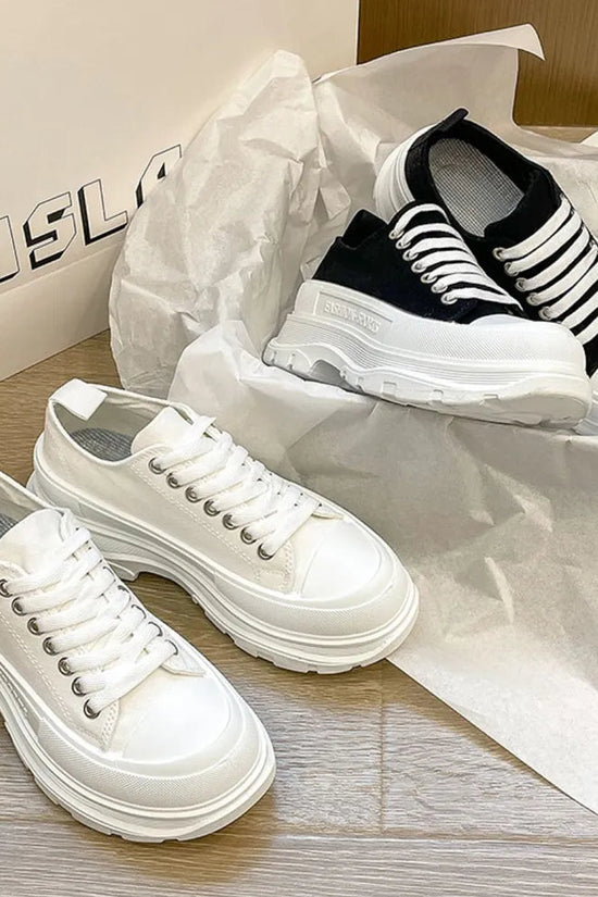 Lace Up Round Toe Platform Sneakers 