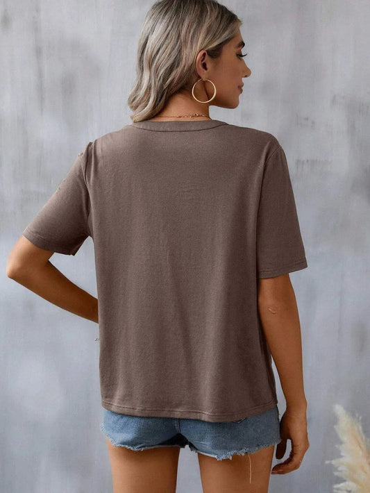 Embroidered Notched Short Sleeve T-Shirt 
