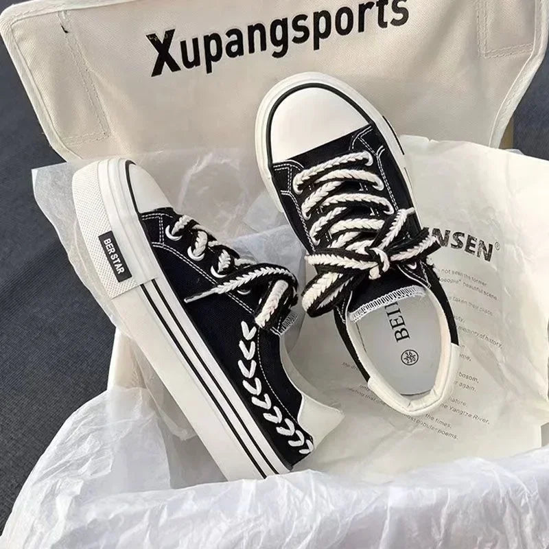 Women Outdoor Trainers Platform Canvas Shoes Height Increasing Chunky Sneakers Young Girls Outdoor Training Women Casual Shoes 