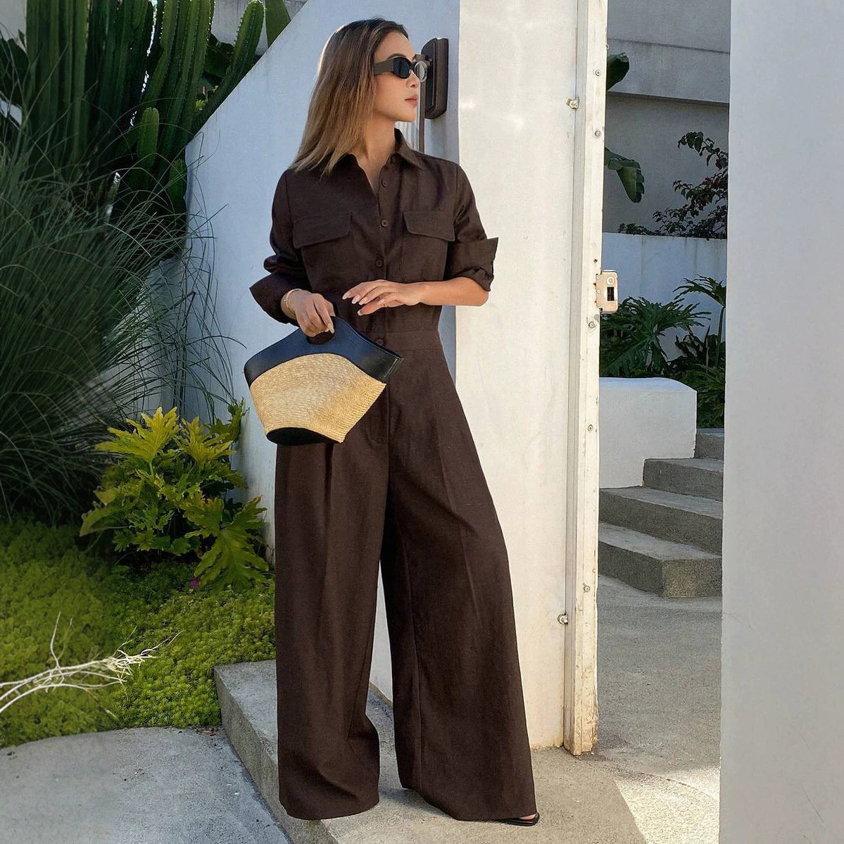 Women's collar long sleeved jumpsuit 