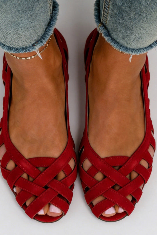 Flat bottomed hollow hole shoes anti slip beach sandals for women 