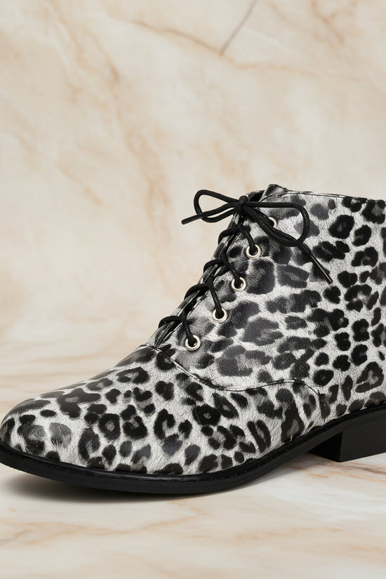 Autumn/winter casual low heel leopard print  extra large size lace-up low-cut Martin boots Made to order, ships in 7 days 